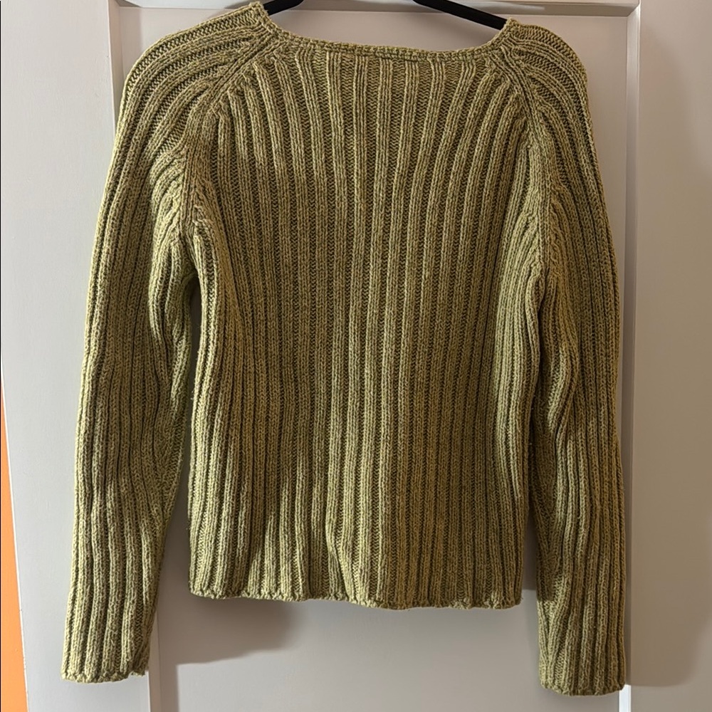 Green Ribbed Sweater - Picture 3 of 4